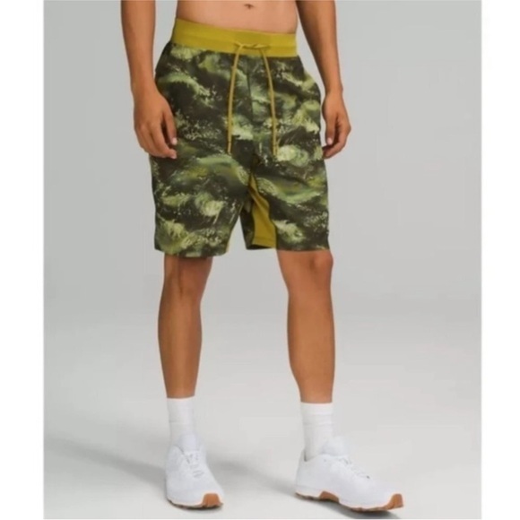 lululemon athletica Other - Lululemon Men's T.H.E. Short 9"L Linerless Swift 4 Way Stretch- Size Large